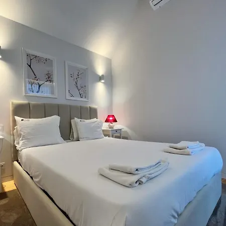 Nomads Lux - 2bdr Almada Private *