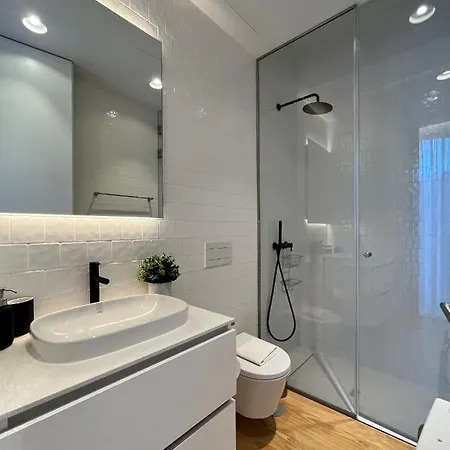 Nomads Lux - 2bdr Almada Private בית נופש *