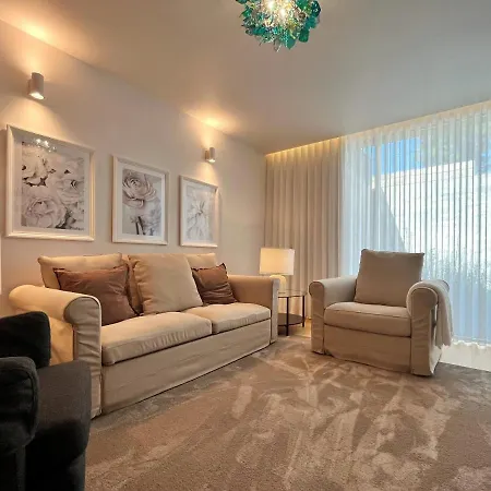 Nomads Lux - 2bdr Almada Private Tatil Evi Porto